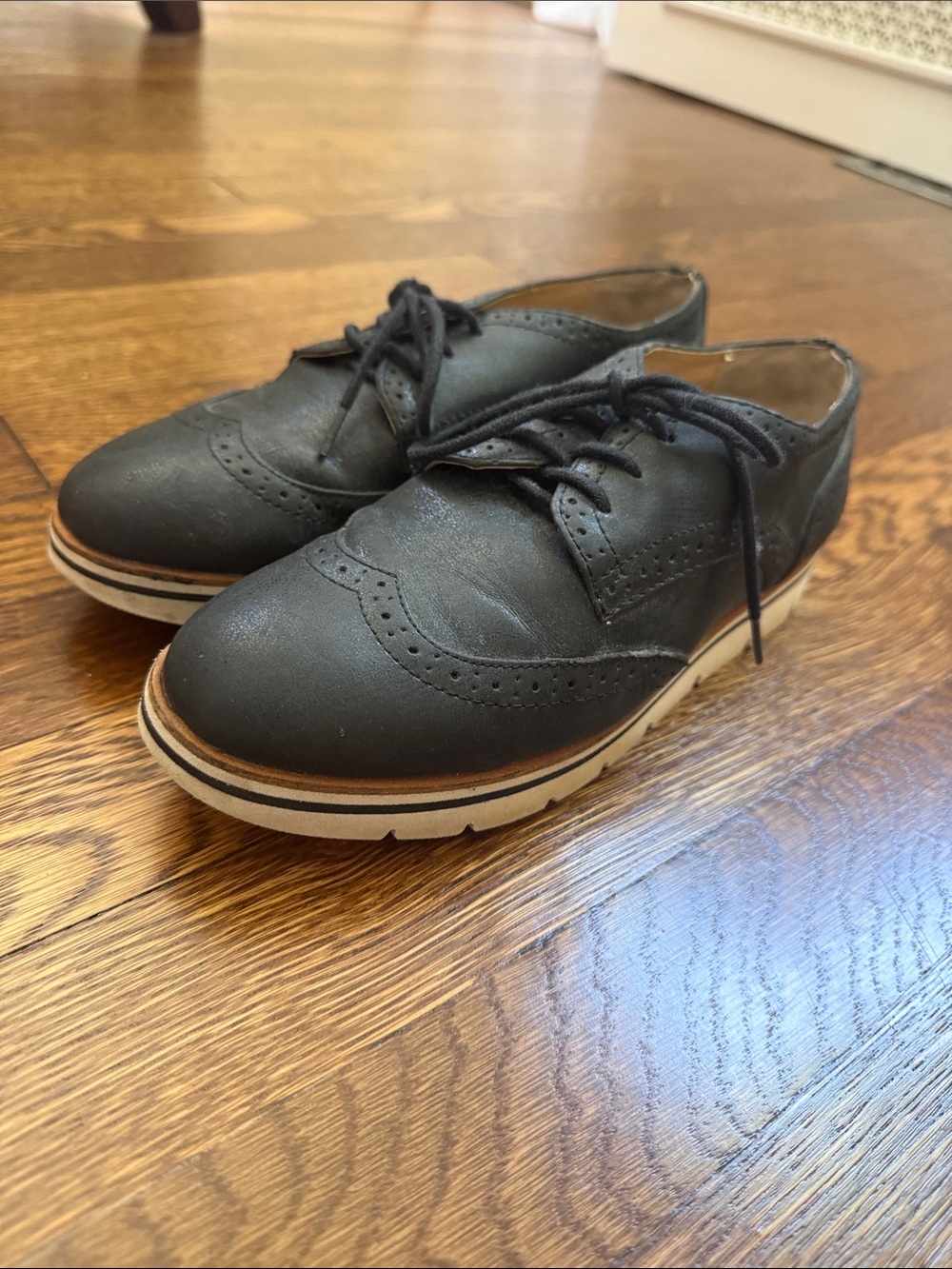 Nine West Black Leather Wingtip Oxfords